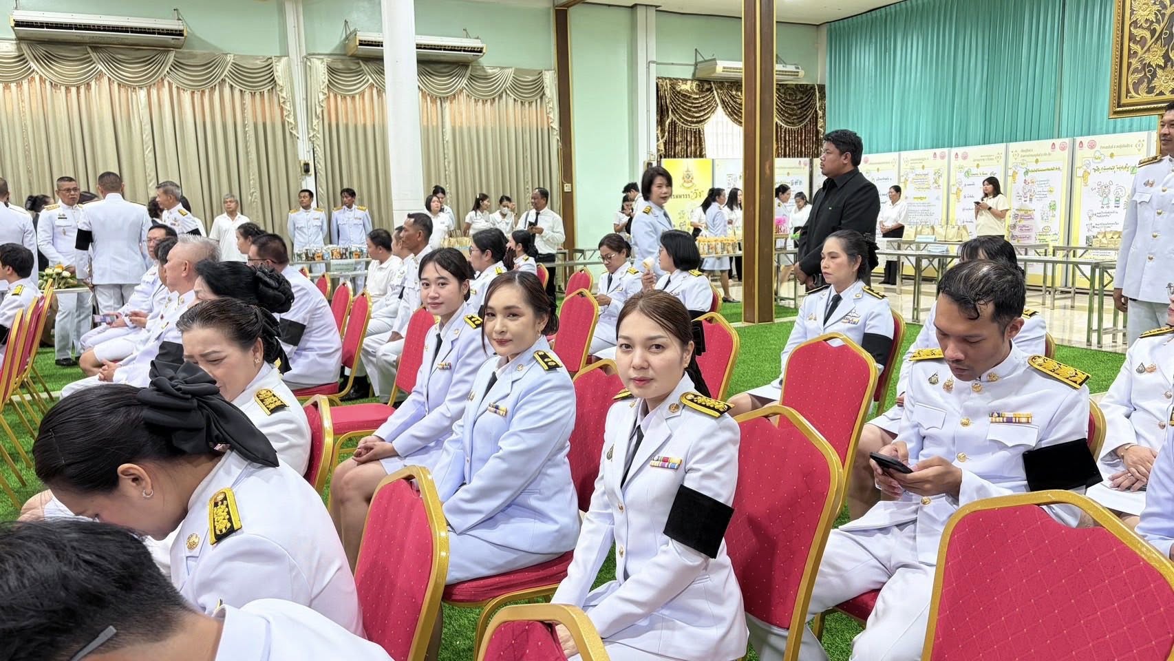 title - พิธีเจริญพระพุทธมนต์และพิธีทำบุญตักบาตรถวายพระราชกุศลเนื่องในโอกาสวันคล้ายวันประสูติ สมเด็จพระเจ้าลูกยาเธอ เจ้าฟ้าทีปังกรรัศมีโชติ มหาวชิโรตตมางกูร สิริวิบูลยราชกุมาร 